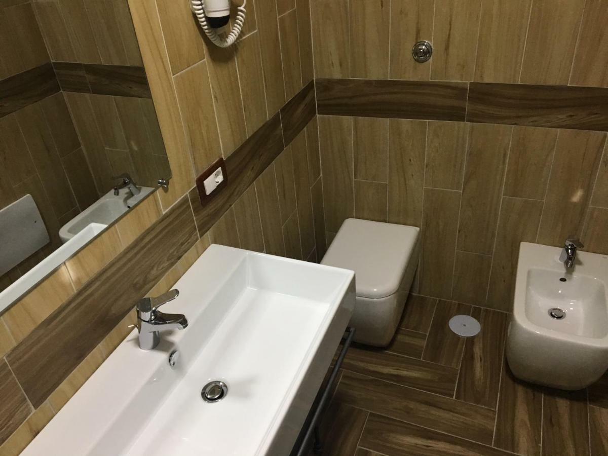 נאפולי B&B Da Maria מראה חיצוני תמונה